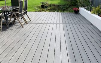 whiteriver-decking-ultrashield-range-lifestyle_1